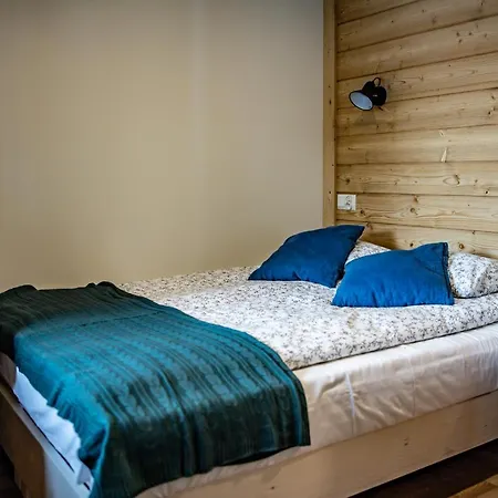 Leluja Apartment *